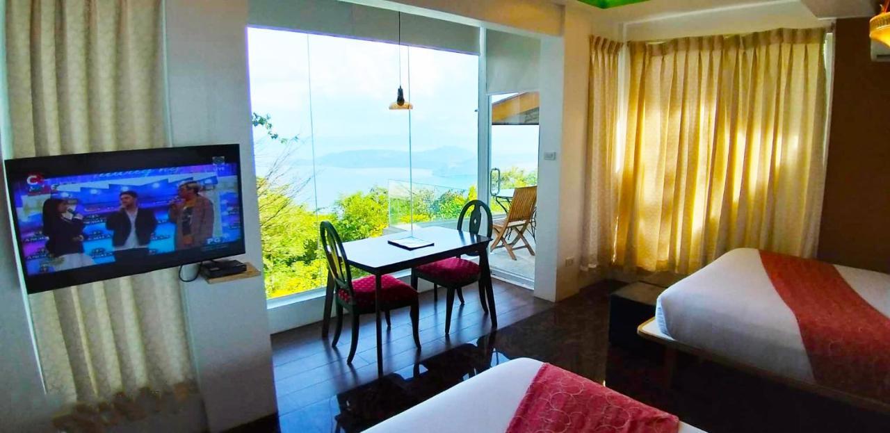 The Carmelence View Bed & Breakfast Tagaytay City Dış mekan fotoğraf