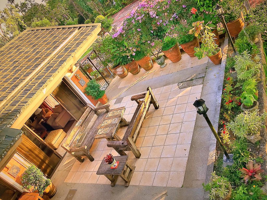 The Carmelence View Bed & Breakfast Tagaytay City Dış mekan fotoğraf