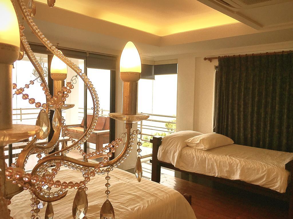 The Carmelence View Bed & Breakfast Tagaytay City Dış mekan fotoğraf