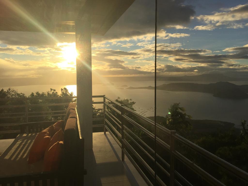 The Carmelence View Bed & Breakfast Tagaytay City Dış mekan fotoğraf