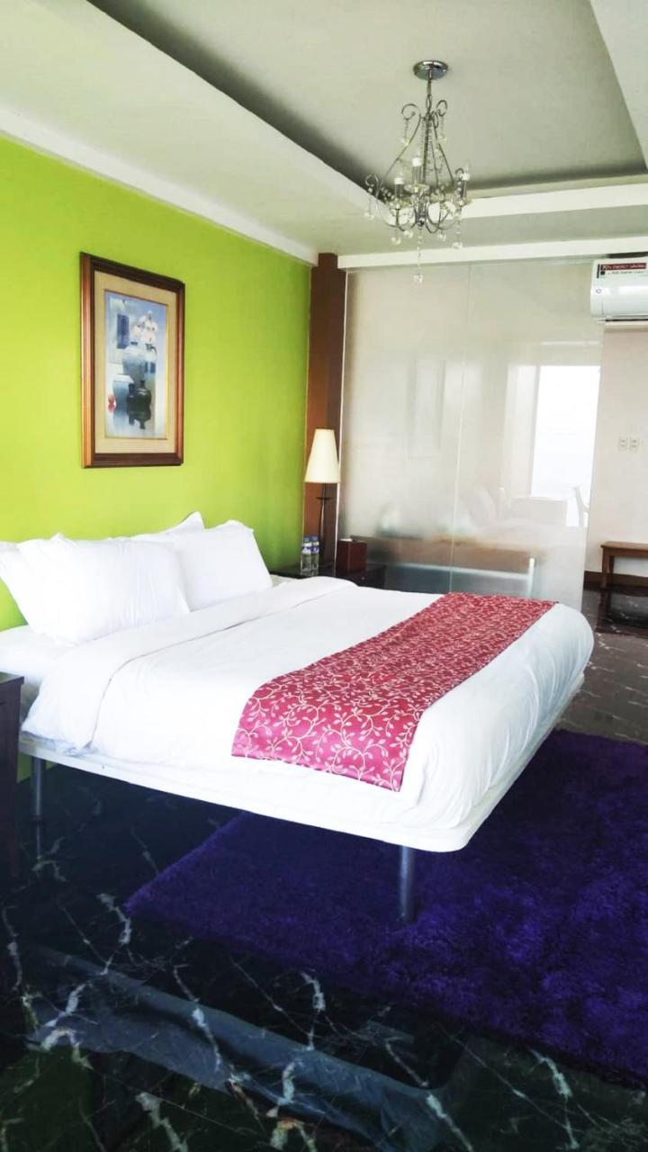 The Carmelence View Bed & Breakfast Tagaytay City Dış mekan fotoğraf