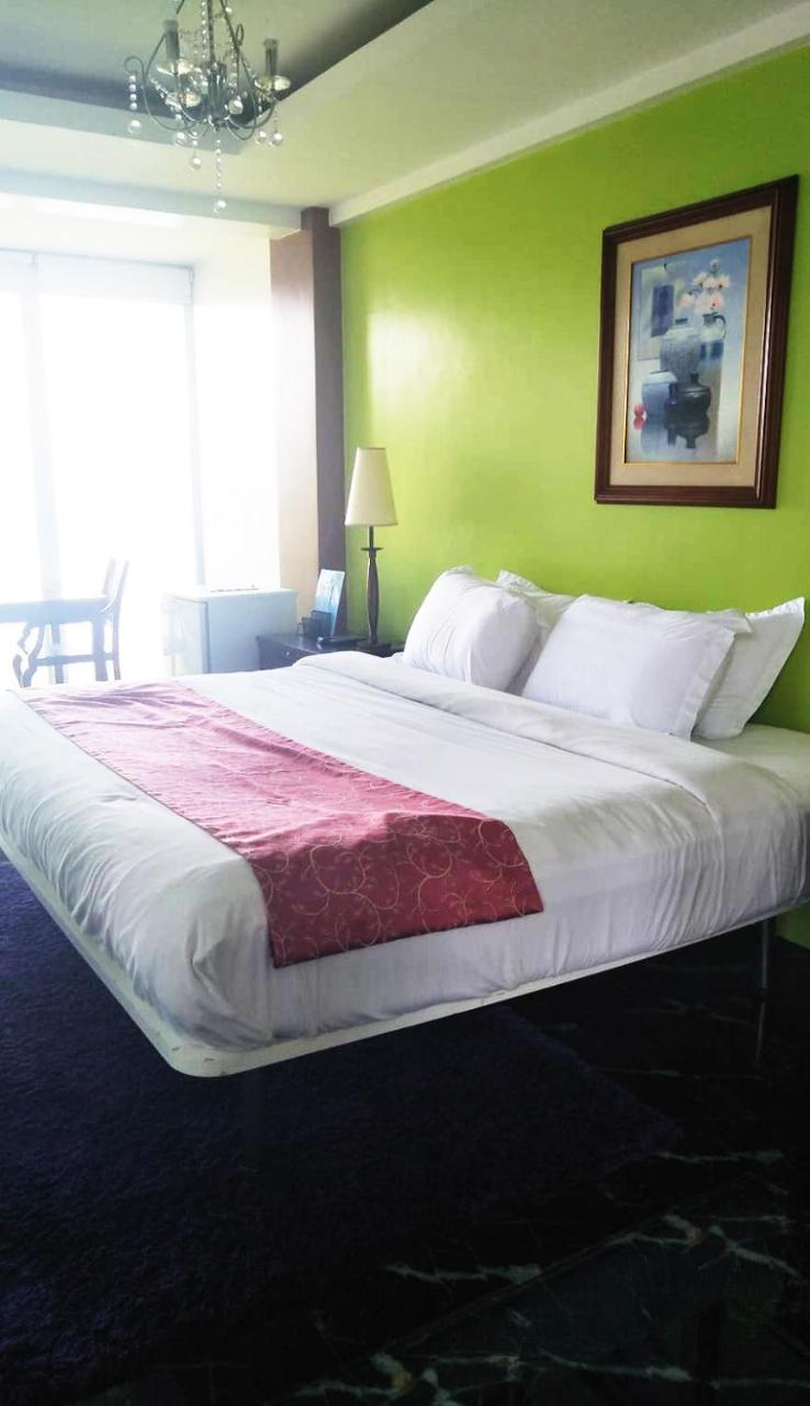 The Carmelence View Bed & Breakfast Tagaytay City Dış mekan fotoğraf